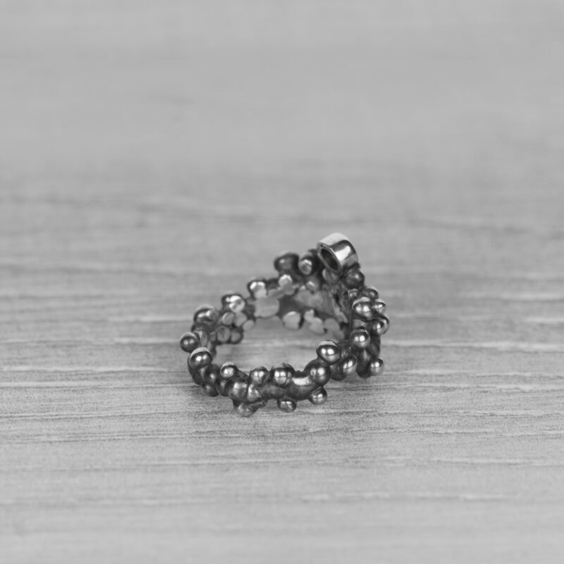 "Colony" silver ring with green sapphire - Image 6
