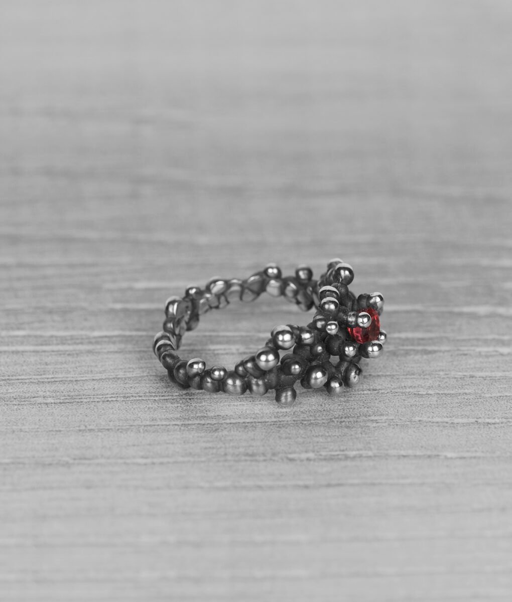 "Colony" silver ring with orange sapphire - Image 5