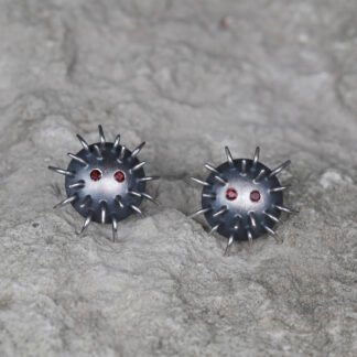 Silver Earrings "Kratt" with Garnets