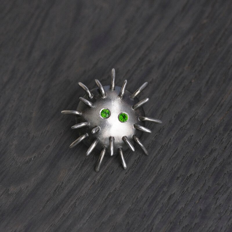 Silver Pin "Trickster" with Chrome Diopsides - Image 1
